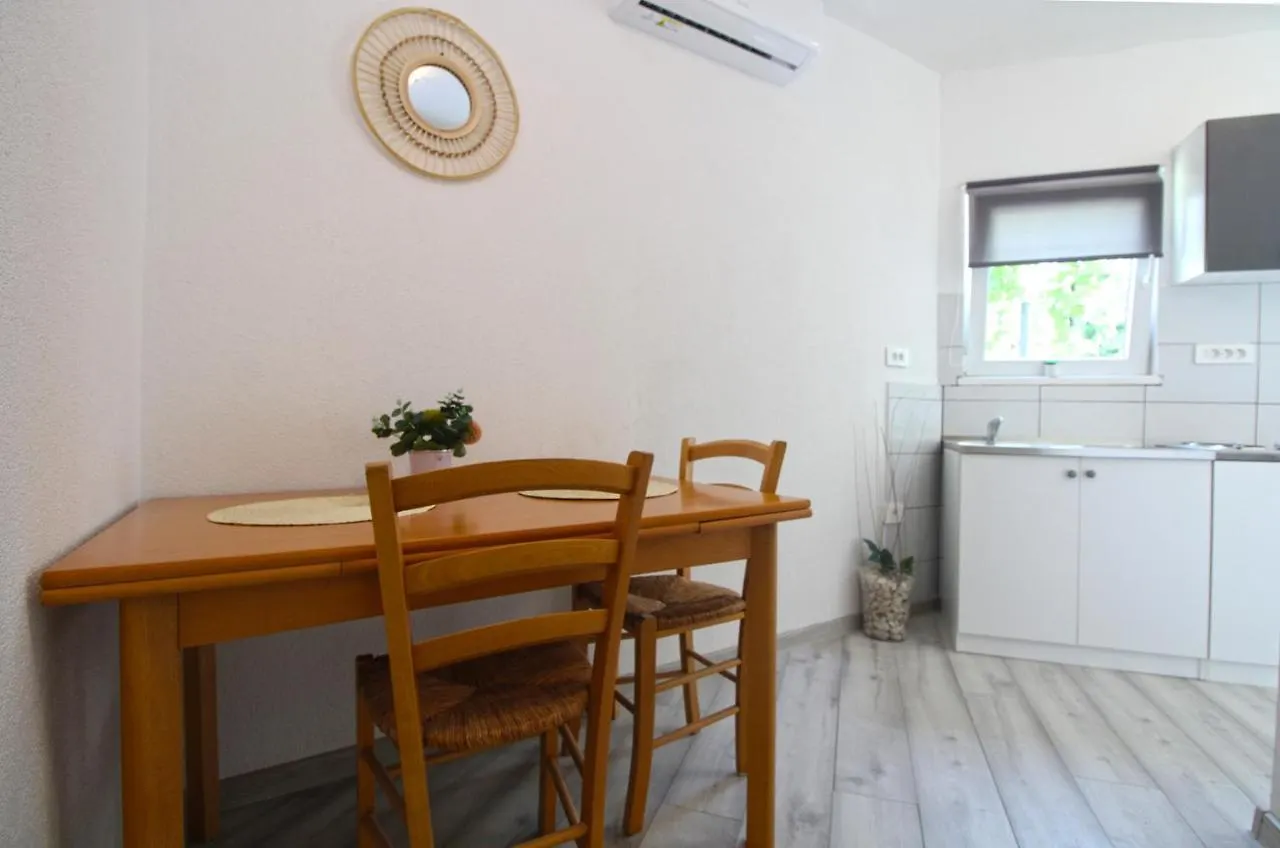 Apartment Josip 1649 Fažana Hırvatistan