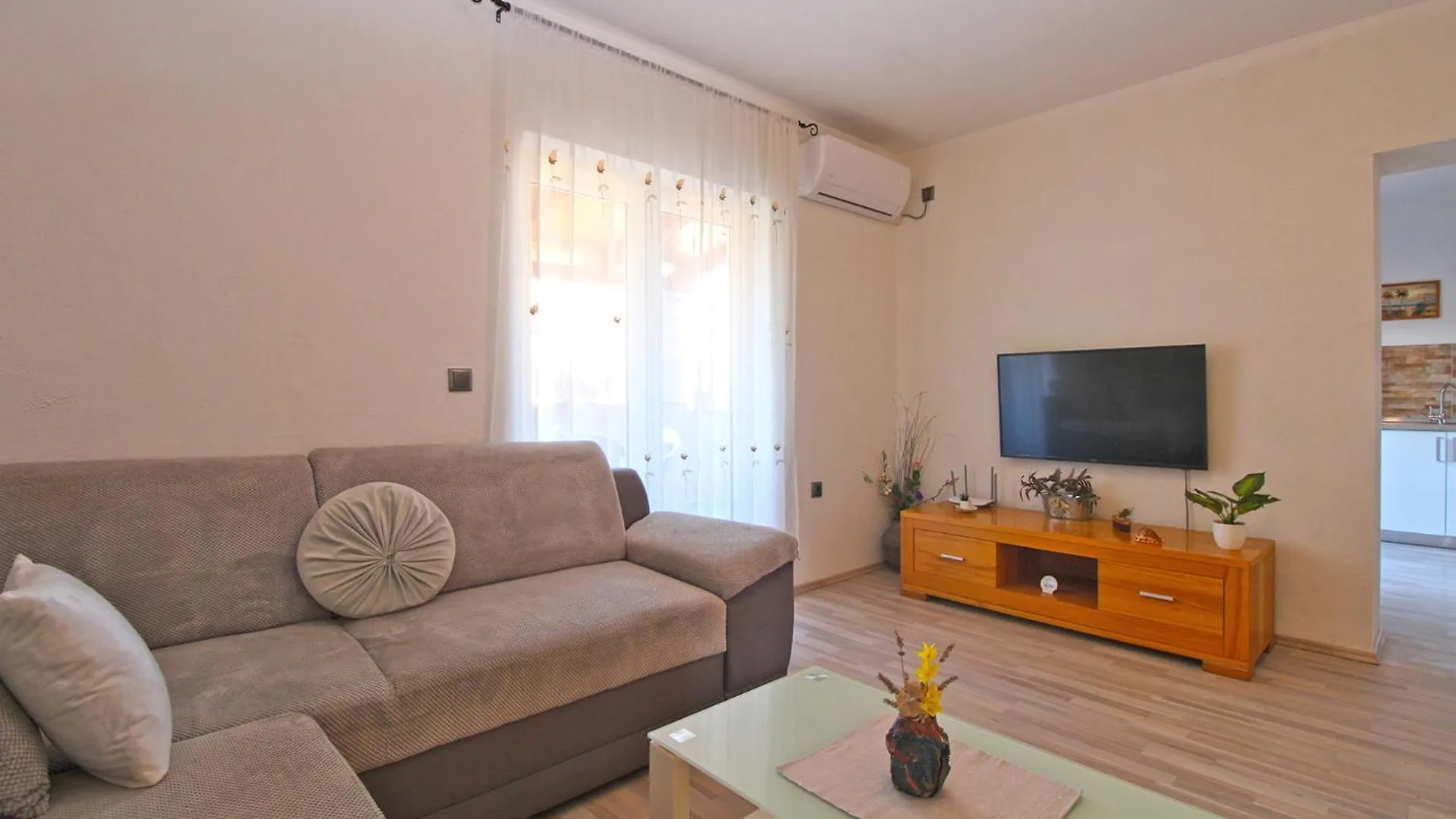 Apartment Josip 1649 Fažana