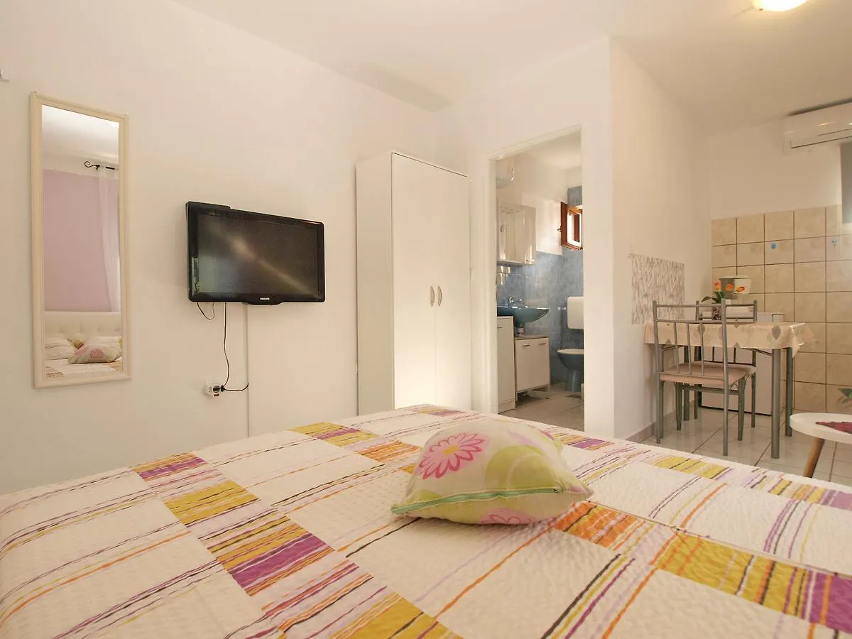 Apartment Josip 1649 Fažana Hırvatistan